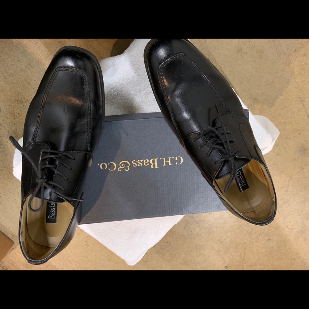 G.H. Bass Men’s Dress Shoes